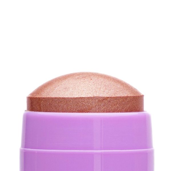 Illuminante in stick 2. Delulu Daily Dose