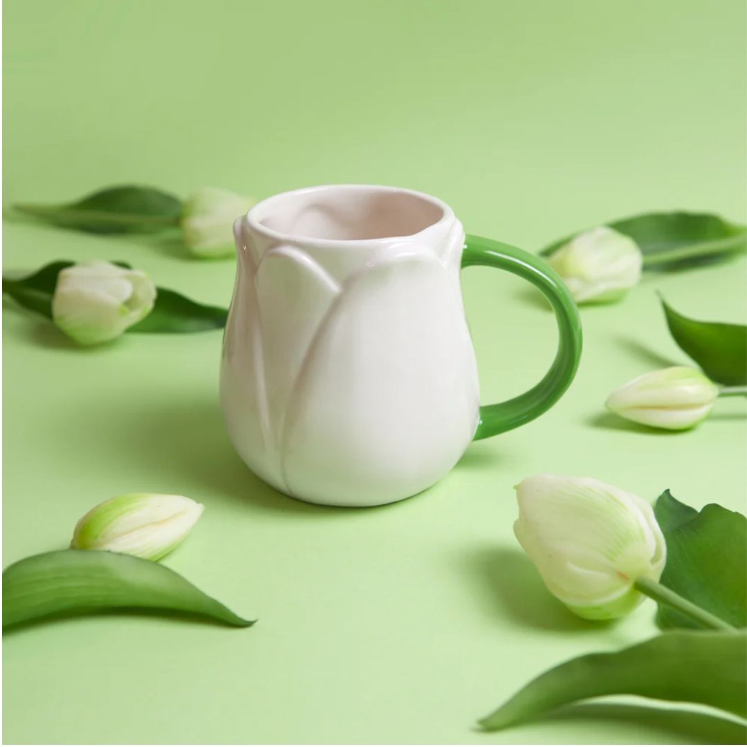 Tazza a forma di tulipano bianca