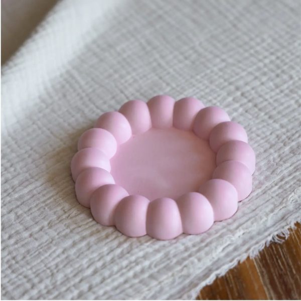 Vassoio rotondo artigianale con bordo a bolle rosa